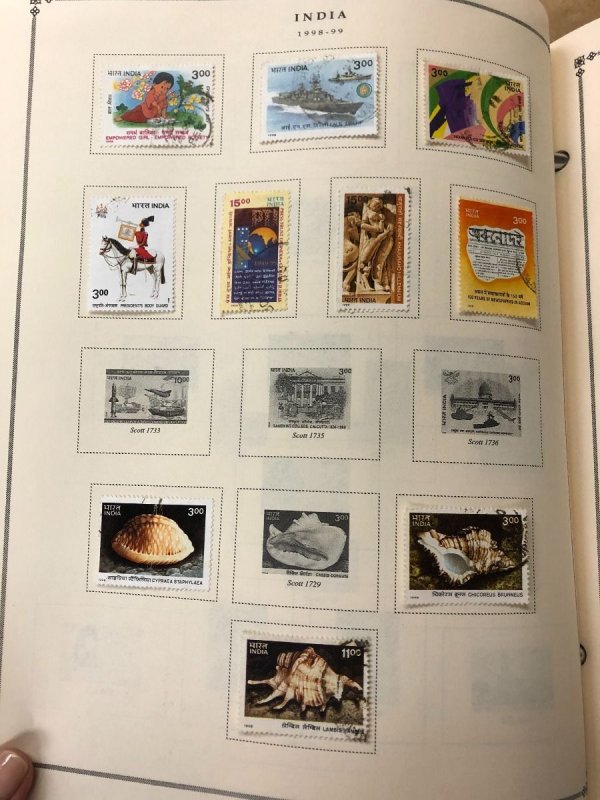 MODERN INTERNATIONAL COLLECTION – 1997-1999 A TO Z IN SCOTT INTERNATIONAL A...