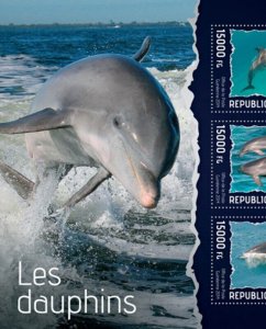 Guinea 2014 Dolphins, Mammals of the Sea 3 Stamp Sheet - 7B-2339