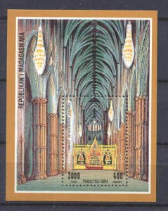 Malagasy 1215 MNH s/s Cathedral SCV2.75