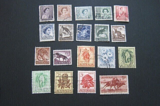 Australia 1059 Sc 314-331 set FU