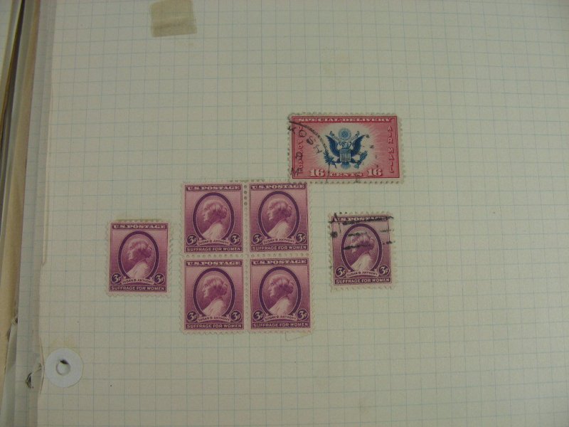 US, 100s of Stamps & a few Covers  mostly hinged on pages