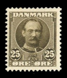 Denmark #75 Cat$35, 1907 25o olive brown, lightly hinged