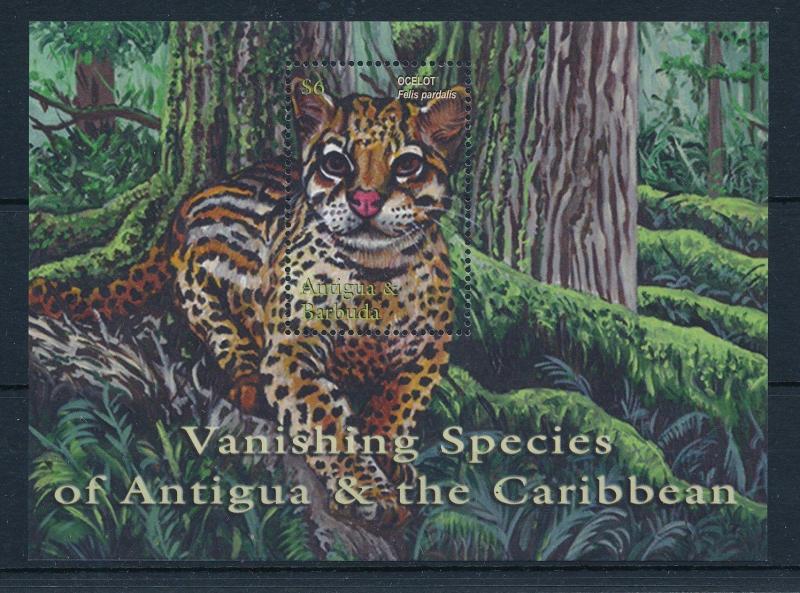 [32947] Antigua & Barbuda 2001 Wild Animals Mammals Ocelot MNH Sheet