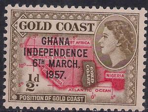 Ghana 1957 - 58 QE2 1/2d Bistre & Scarlet Ovpt Indep 1957 Umm SG 170  ( H1278 )