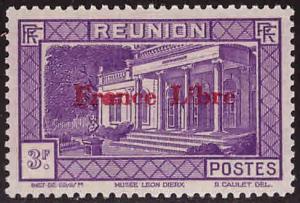 Reunion  Scott 217 MNH** France Libre overprint 1943