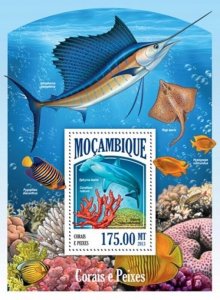 Mozambique - 2013 Tropical Fish and Coral Stamp Souvenir Sheet 13A-1375