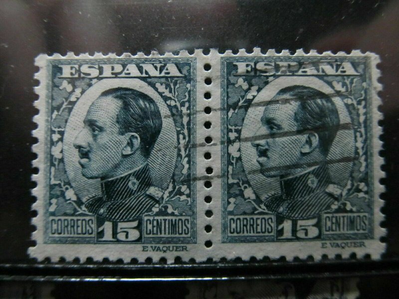 Spain Spain España Spain 1930 15c fine used stamp pair A4P13F335-