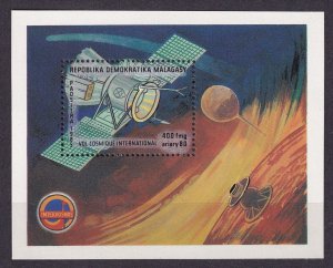 1985 Malagasy Republic 1010/B32 Intercosmos,Vega probe, balloons on Venus 7,00 €