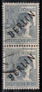  Germany - Berlin - Scott 9N5 Pair