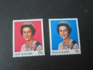 New Zealand 1985 Sc 828-9 QEII Defs. (2) set MNH