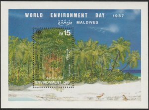 Maldive Islands #1287 MNH World Environment Day) Souvenir Sheet cv $5