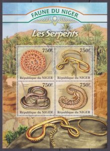 2013 Niger 2046-2049KL Reptiles / Snakes 12,00 €