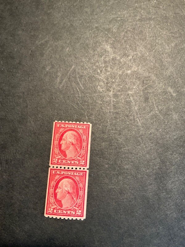 US Scott #488 pair never hinged