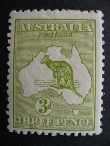 Australia kangaroo 3p Sc 47 Die I MH with foxing see pictures