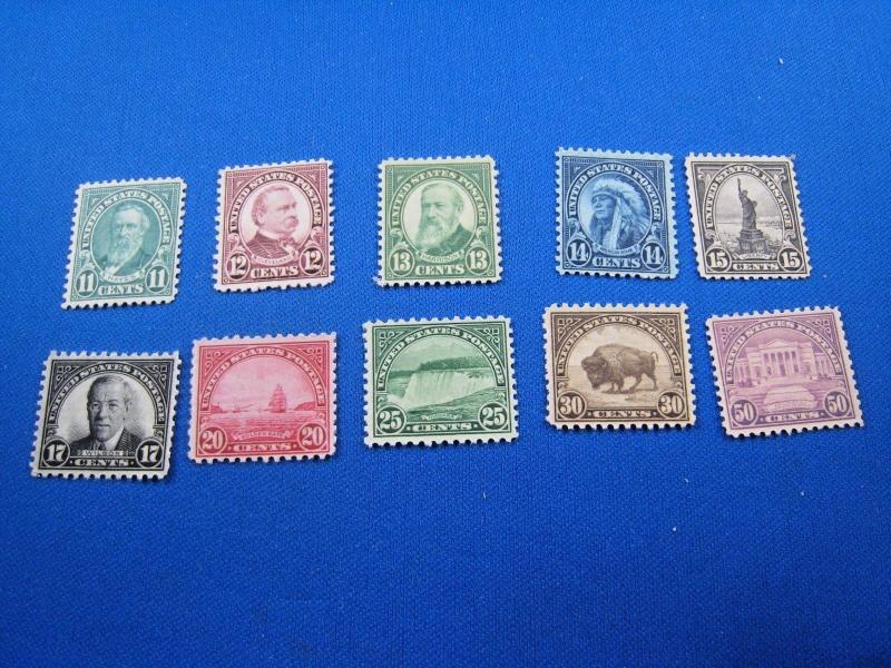 U.S. STAMPS FOR COLLECTORS - SCOTT #692 - 701   -  MNH   (kb692)