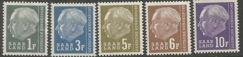 SAAR  289-293  MINT HINGED, PRESIDENT THEODOR HEUSS