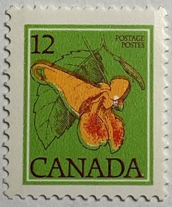 CANADA 1977-82 #712 Floral Definitives - MNH