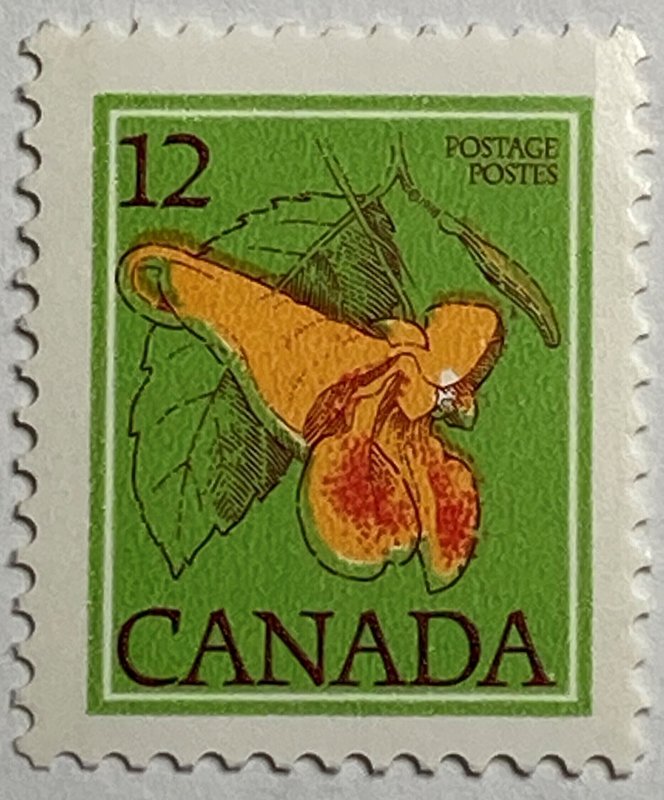 CANADA 1977-82 #712 Floral Definitives - MNH