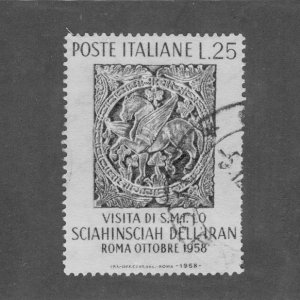Italy 758 USED BIN $0.50