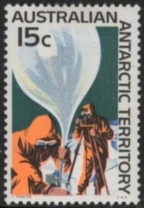 Australian Antarctic Territory L14 (mhr) 15c weather balloon (1966)