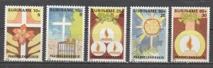 Suriname   B309-13  (N**)  1989  Semi postal /  Complet