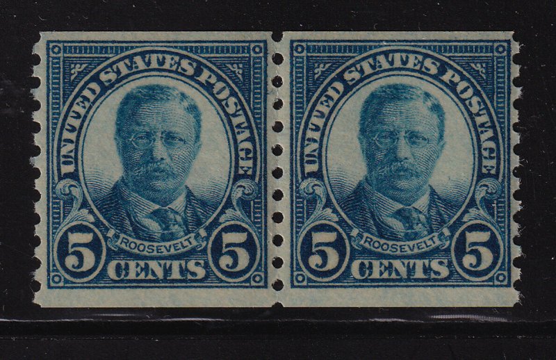 1924 Roosevelt 5c blue Sc 602 rotary coil pair MNH CV $7.50 (B2