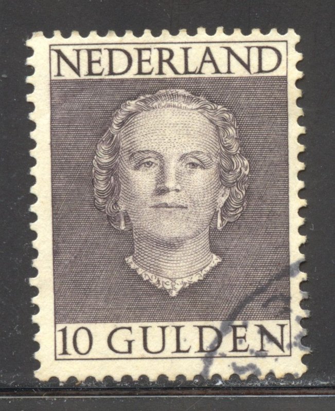 Netherlands Scott 322 Used H - 1949 10g Queen Juliana H/V of Set - SCV $11.50