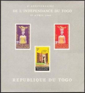 Togo 427a sheet,MNH.Mi Bl.8. Independence 2nd Ann. 1962. Monument. Woman-basket.