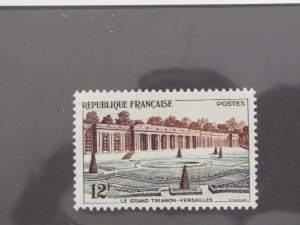 France 794 MNH