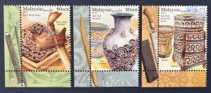 Malaysia 2019 Carvings and Crafts in Malaysia Set of 3V bottom left margin MNH