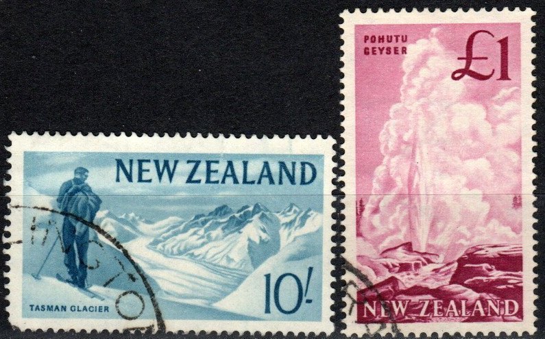 New Zealand #351-2 F-VF Used CV $16.00 (X2065)