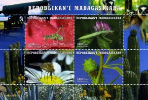 Malagasy 1999 FLOWERS INSECTS MONKEY LEMUR Sheet (4) Perforated Mint (NH)