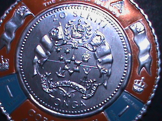 ​TONGA 1967 SC#175 EMBROSSED PALLADIUM FOIL-KING TAUFAAHAU IV CORONATION MINT