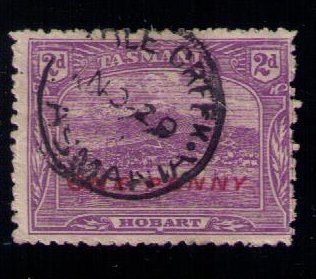 TASMANIA SC 114 USED OVERPRINT IN RED (AUSTRALIAN STATES) 1911 F-VF