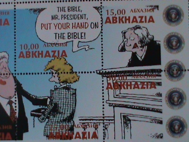 ​RUSSIA-ABKHAZIA-1999-BILL CLITON & LEWINSKI CASE JUSTICE-MNH-SHEET-VF-CARTOON