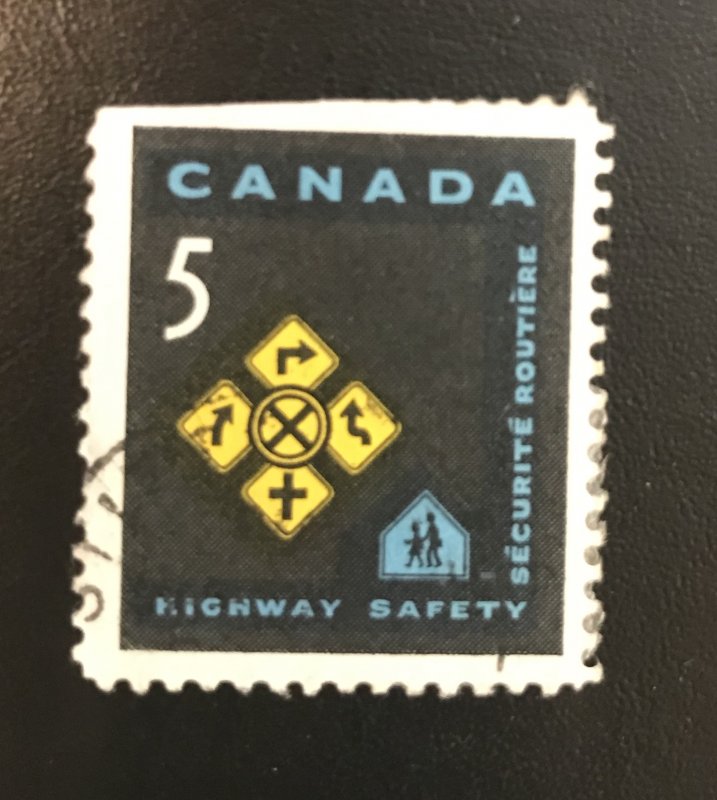 Canada # 447 Used