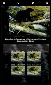 NOVA SCOTIA #11M 2002 BLACK BEAR CONSERVATION STAMP MINI SHEET OF 4 IN FOLDER
