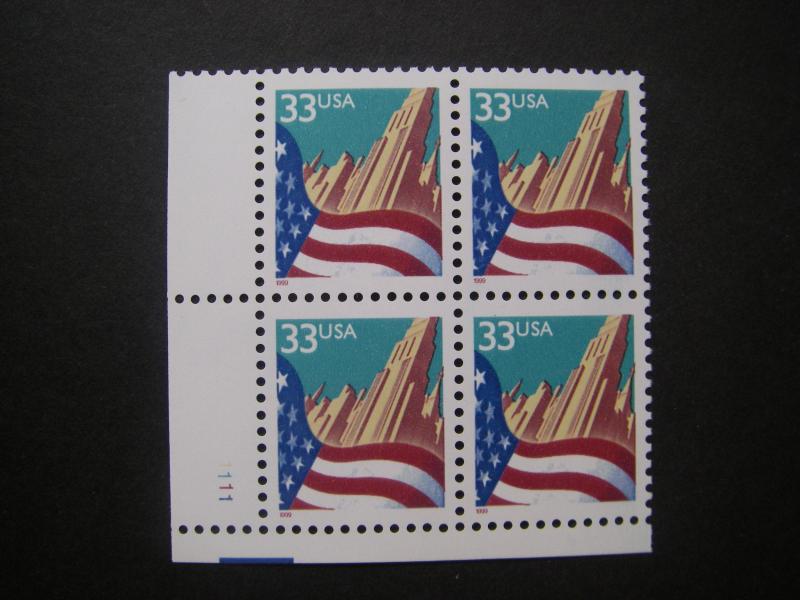 Scott 3277, 33c Flag over City, PB4 #1111 LL, MNH Regular Beauty, CV $60