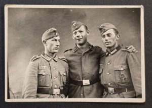 WWII German Decorated Luftwaffe & Wehrmacht Soldiers Comrades Postcard Photo