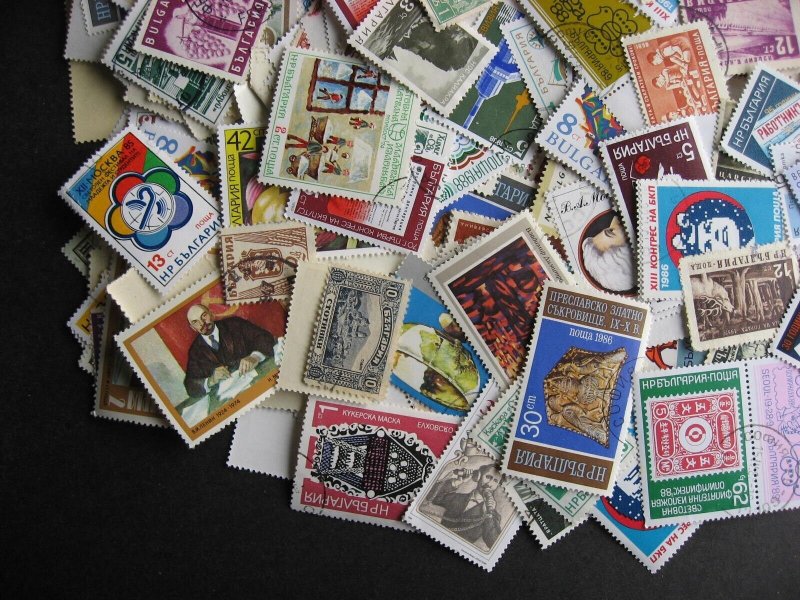 Bulgaria mixture (duplicates,mixed cond) about 500 quite topical check them out! 