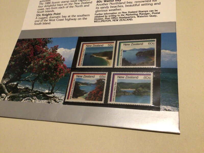 New Zealand Scenic Bays 1986 mint never hinged stamps  A9389