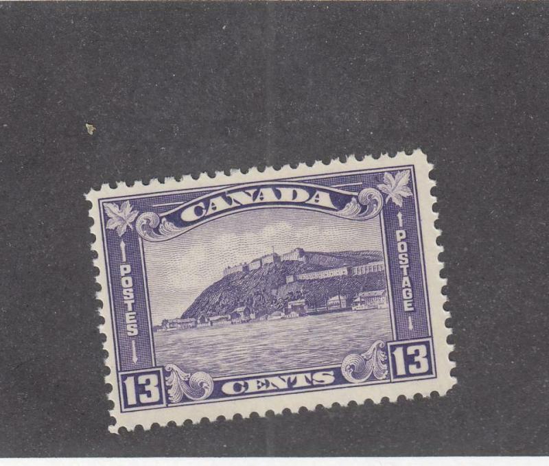 CANADA (MK78) # 201 VF-MNH 13cts  QUEBEC CITADEL/DULL VIOLET/1932 CAT VALUE $130