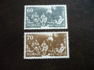 Stamps - Norway - Scott# 574-575 - Mint Never Hinged Set of 2 Stamps