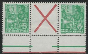 Germany DDR Scott # 330 (2), label X, mint hr, se-tenant, WZ5