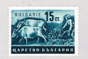 Bulgaria 399 MNH Plowing 1941 (BP86401)