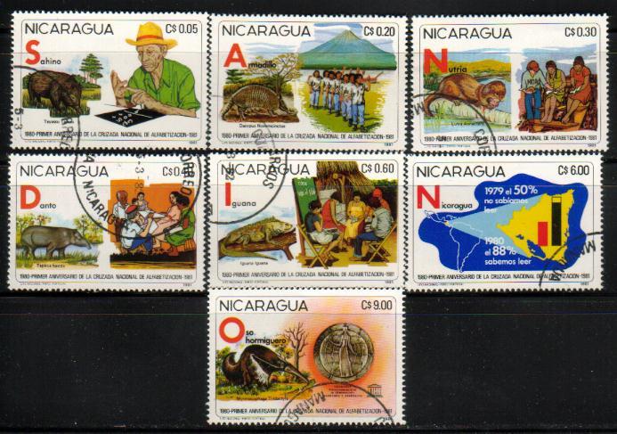 7 Different Prehistoric Animals, Nicaragua stamps Used