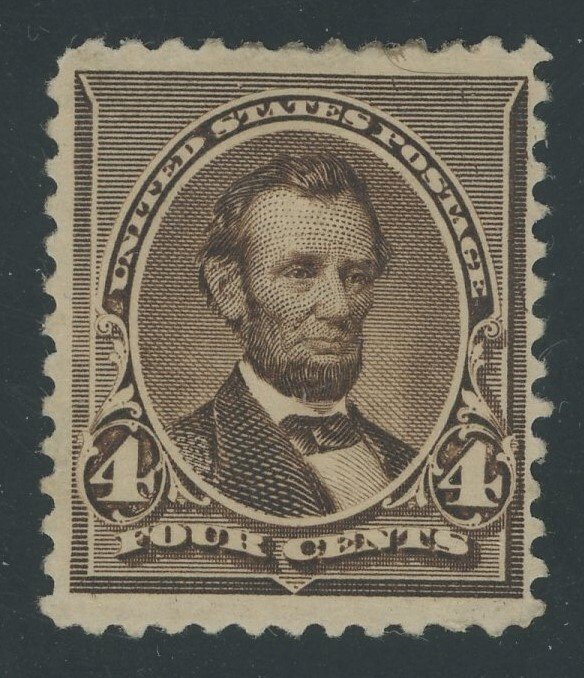 USA 222 - 4 cent Lincoln - Fine mint hinged OG - Cat $80.00