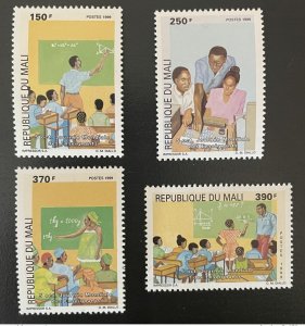 Mali 1999 Mi. 2435 - 2438 World Teachers Day Teacher Lehrer 4 val. MNH-