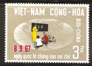 South Viet Nam Scott 321 MNH** Teacher Globe map stamp