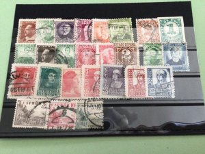 Spain 1930’s mounted mint & used stamps  Ref A8870
